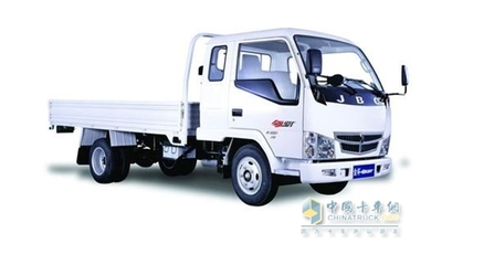 金杯汽車資產負債率超90% 政府輸血能否持續驅動貨車銷售扭虧？